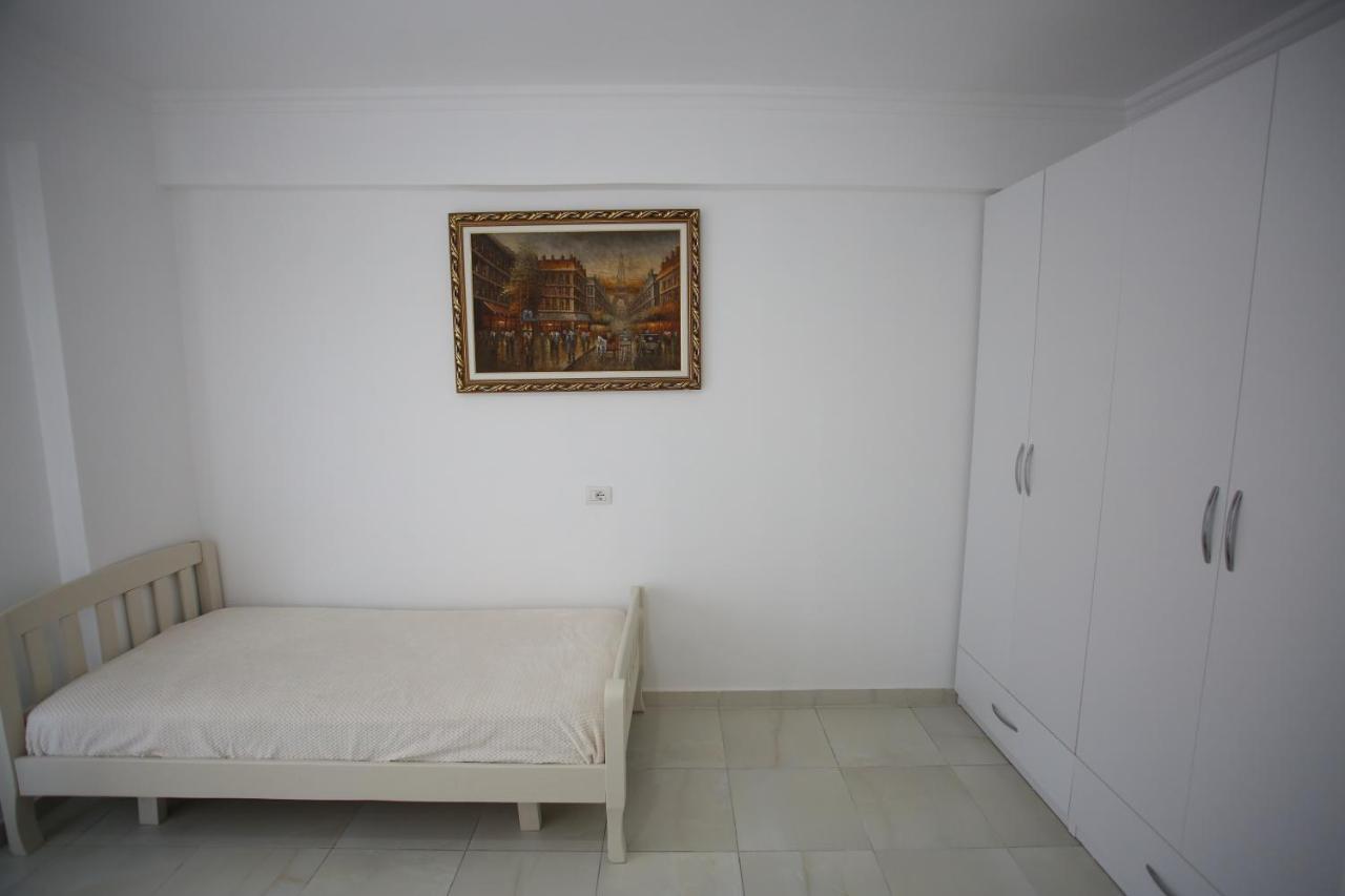 Adriatik Apartment Дуррес Екстер'єр фото